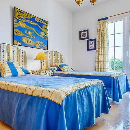 Villa Maricel *